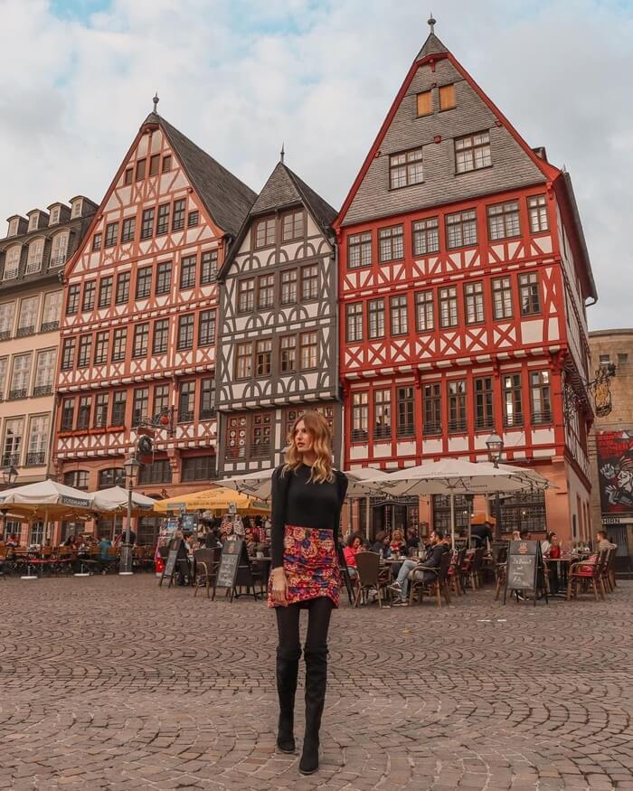 Du lịch Đức nên đi tour hay tự túc? Dù là hình thức nào thì nhớ ghé thăm quảng trường Romerberg Square