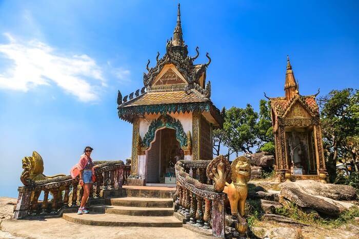 Du lịch tour Campuchia 4 ngày nhớ ghé thăm chùa Năm Thuyền
