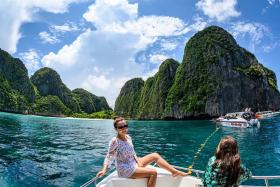 Nên đi tour Thái Lan hay đi tự túc? Lựa chọn nào tốt và tiết kiệm nhất?
