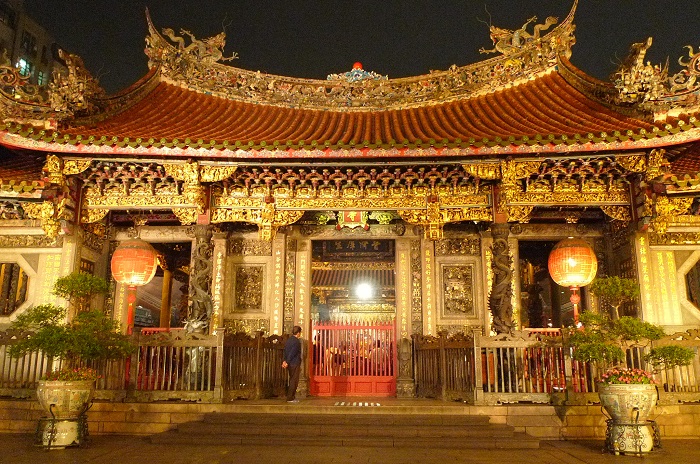 Du lịch Đài Loan - Long Sơn Tự