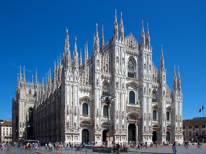 Thánh đường Duomo Milan