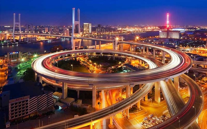 Du lịch Trung Quốc: Cầu Nam Phố - Biểu tượng của Thượng Hải hiện đại