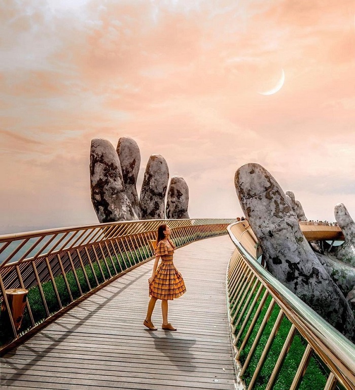 Check-in cầu vàng Đà Nẵng