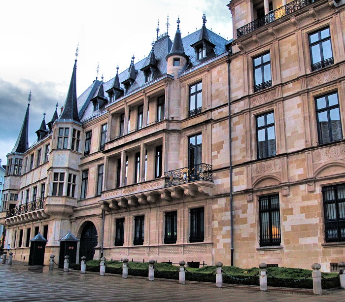  Cung điện Grand Ducal