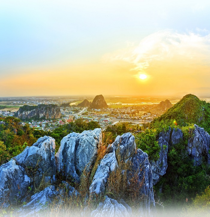 Núi Ngũ Hành Sơn điểm đến hấp dẫn trong tour Đà Nẵng Hội An 3 ngày 