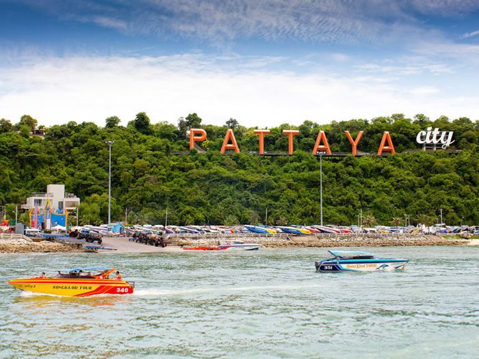 Trải nghiệm Pattaya với vô vàn điều thú vị, nhất là các trò thể thao biển
