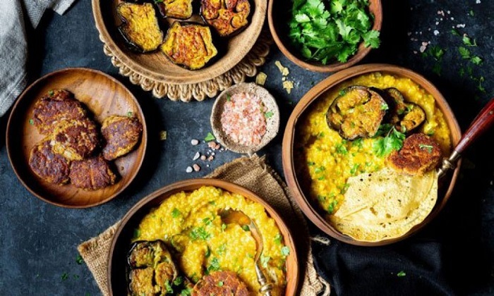 Thưởng thức ẩm thực Ấn Độ