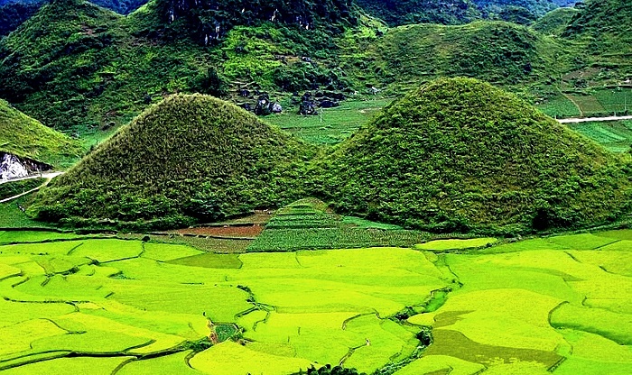 Núi Đôi Cô Tiên