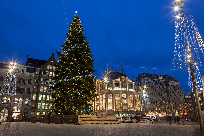 Amsterdam-Christmas-Tree-Dam-Web