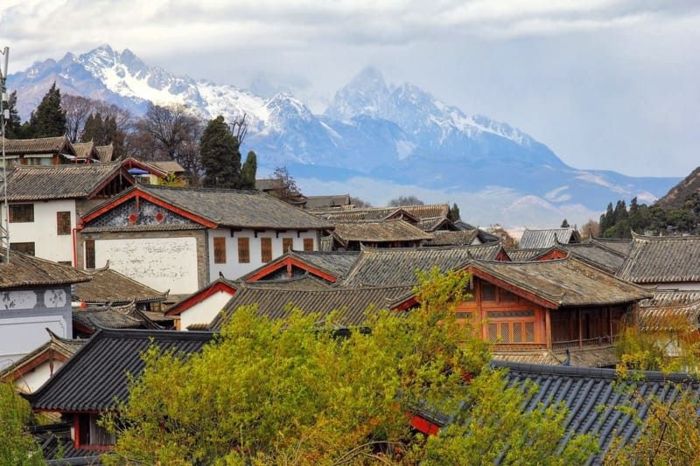 Những mái ngói phủ rêu theo dòng lịch sử ở làng cổ Lệ Giang