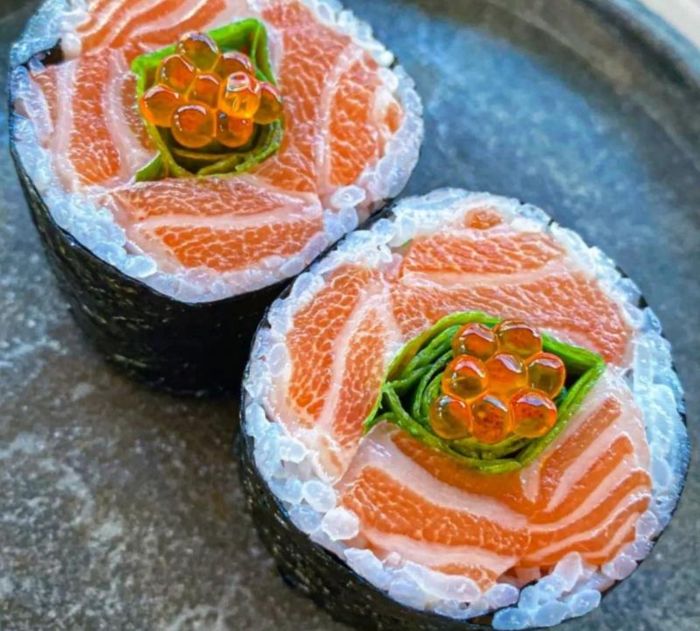 Đặc sản Futomaki là món ăn ai đến Chiba cũng rất yêu thích (Nguồn: vi.pngtree.com)