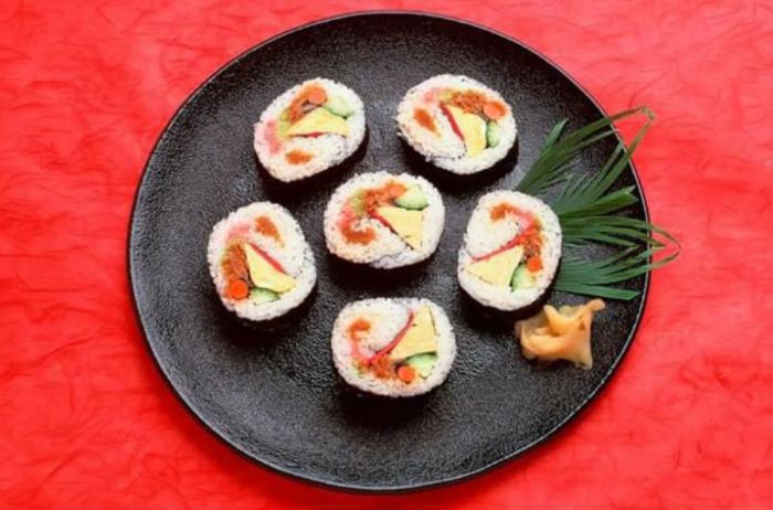 Đặc sản Futomaki nổi tiếng của thành phố Narita (Nguồn: kkday.com)