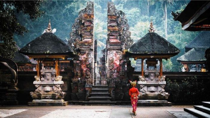 Khám phá kiến trúc đặc sắc ở đền Tirta Empul trên đảo Bali