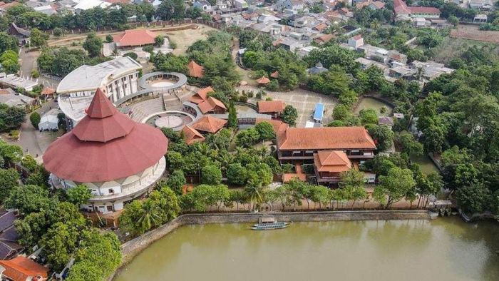 Làng văn hóa đặc trưng nổi tiếng ở Jakarta 