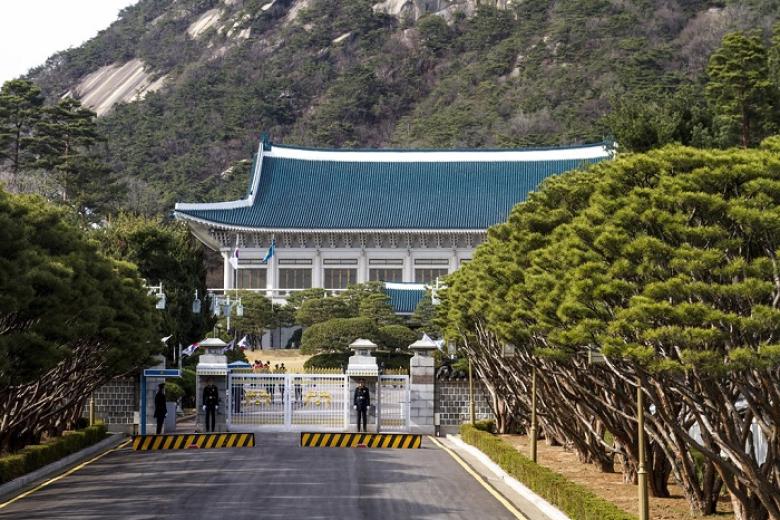 Blue House (Phủ Tổng Thống Hàn Quốc hay còn gọi là Nhà Xanh)