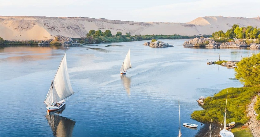 Dạo chơi trên sông Nile bằng thuyền Felucca
