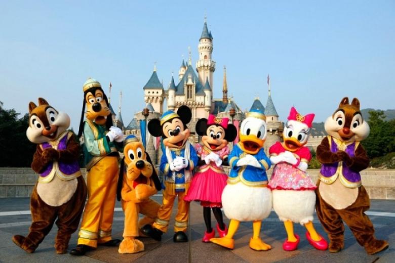 Tự do vui chơi tại Tokyo Disneyland