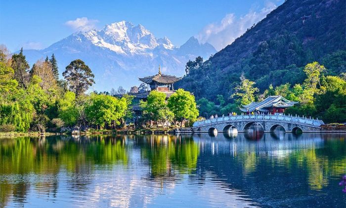 Tiết trời vào thu làm nên cảnh sắc tươi tắn tại Shangrila Trung Quốc 