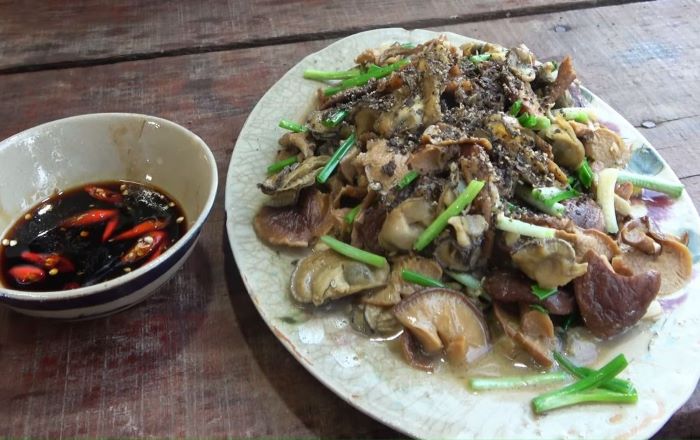 Món hàu non xào là sự kết hợp của nhiều gia vị trong món ăn