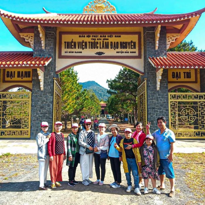 Điểm đến tâm linh nổi tiếng nhiều du khách lựa chọn khi đi tour Đăk Nông
