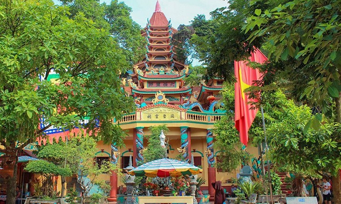 Tour Lạng Sơn - tham quan đền Mẫu Đồng Đăng