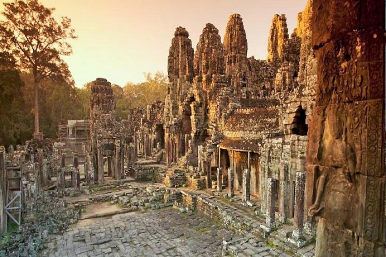 Cổng nam Angkor Thom