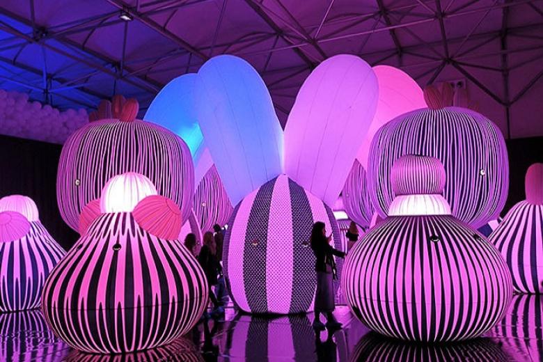 Bảo tàng nghệ thuật ánh sáng & vườn khinh khí cầu
