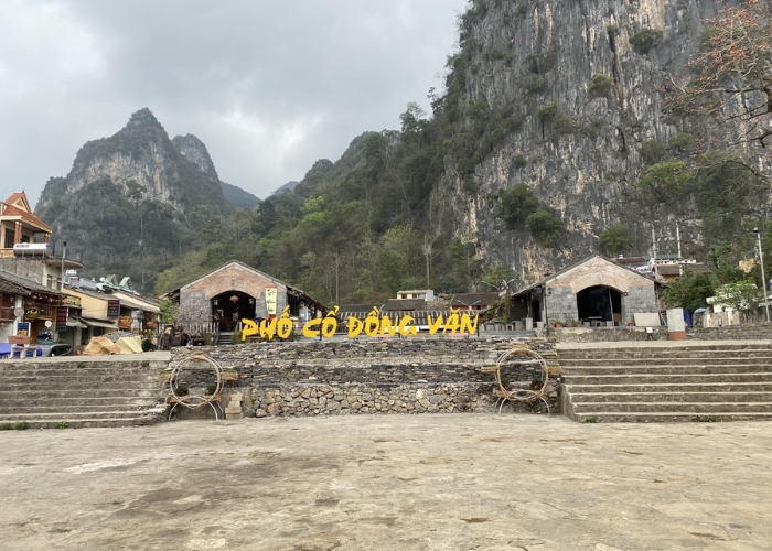 Phố cổ Đồng Văn là điểm dừng chân lý tưởng cho những ai muốn tìm hiểu văn hóa địa phương