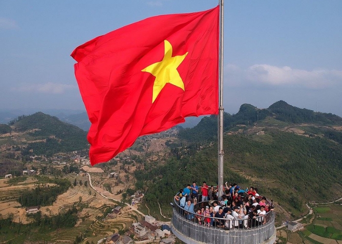 Tour Cột cờ Lũng Cú có thể khá dài bạn nên chuẩn bị kế hoạch từ trước
