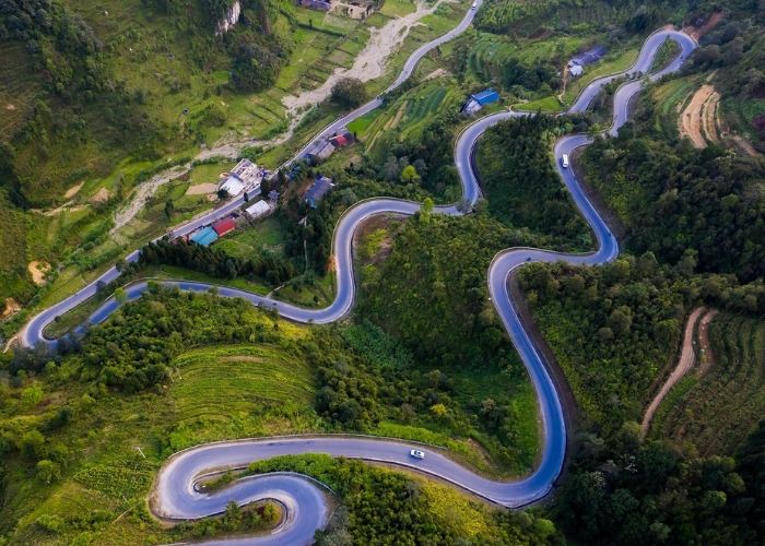 Cung đường Mã Pí Lèng tuyệt tác thiên nhiên Hà Giang
