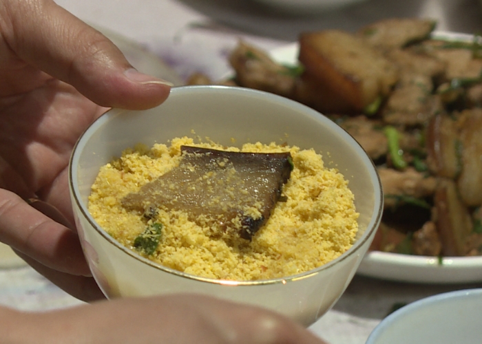 Khi tham gia tour Cột cờ Lũng Cú, mèn mén chắc chắn là món ăn bạn không thể bỏ qua