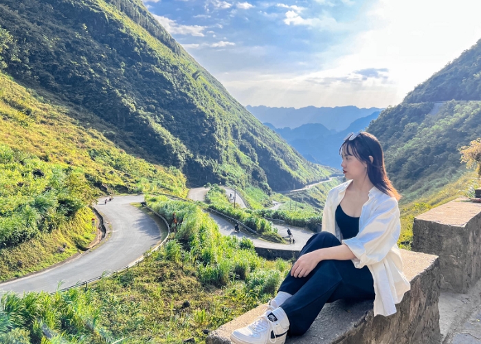 Khi tham gia tour Đèo Mã Pì Lèng, bạn sẽ có cơ hội gặp gỡ và giao lưu với các dân tộc thiểu số