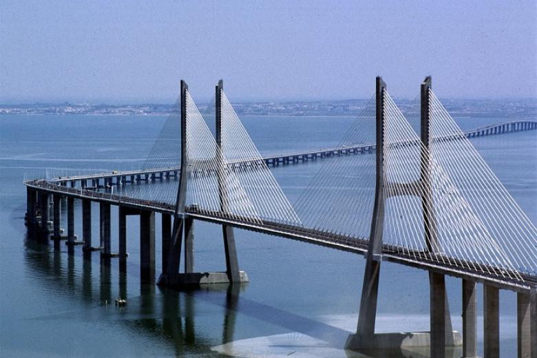 Vasco da Gamma Bridge