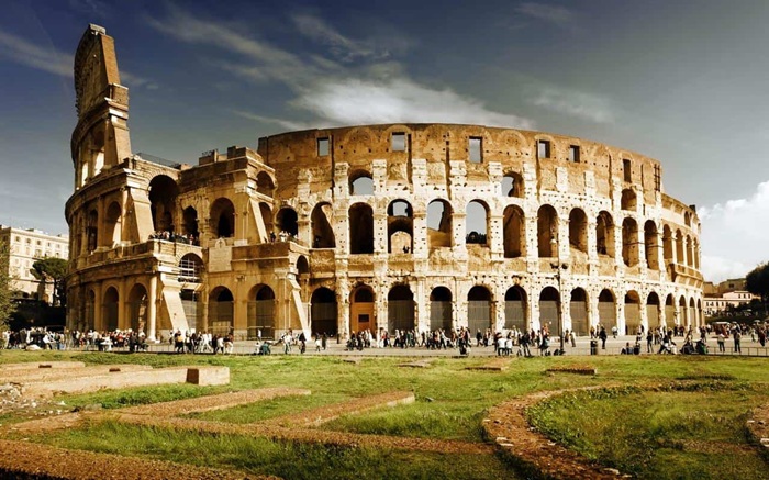 tour Ý