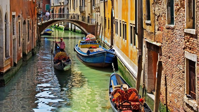 Đi tour Ý khám phá những thành phố đẹp như cổ tích 