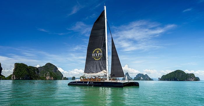 Năm 2015, du thuyền Hype chính thức hạ thủy để phục vụ du khách đến biển Phuket