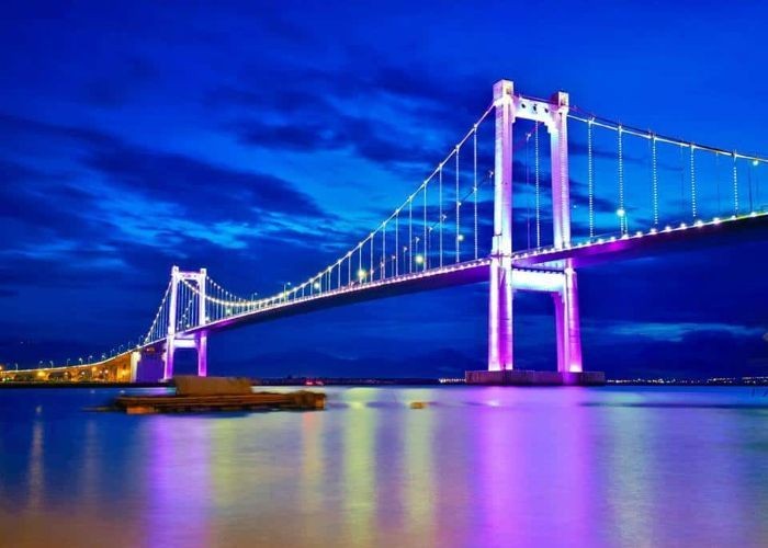 Cầu Thuận Phước nổi tiếng tại Đà Nẵng 