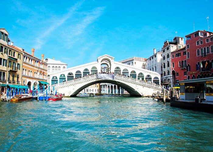 Cầu một nhịp Rialto Bridge