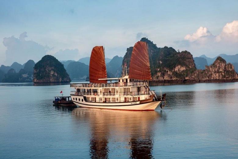 Du thuyền 3 sao Apricot