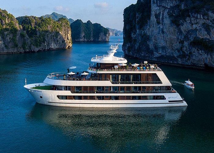 Du thuyền Stellar of the Seas 5 sao