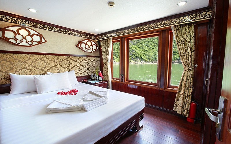 Oriental_Sails_2_Cabin_double