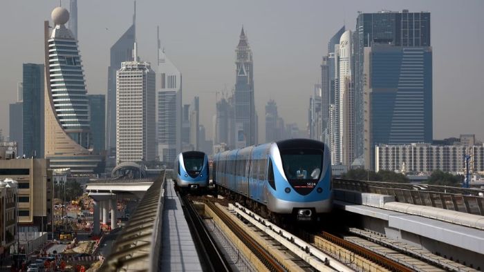 Di chuyển ở dubai - Di chuyển ở Dubai bằng tàu điện nhanh chóng