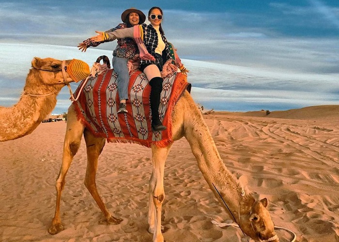 Dạo chơi sa mạc, du lịch Dubai nên mặc gì?