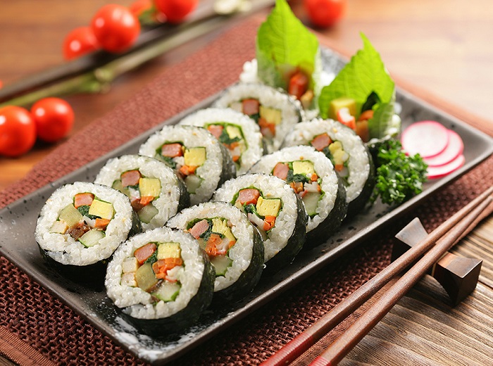 Món ngon Hàn Quốc - Kimbap Hàn Quốc.