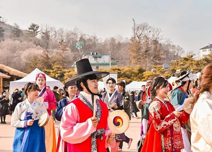 Du lịch Busan mùa Đông đón lễ Seollal