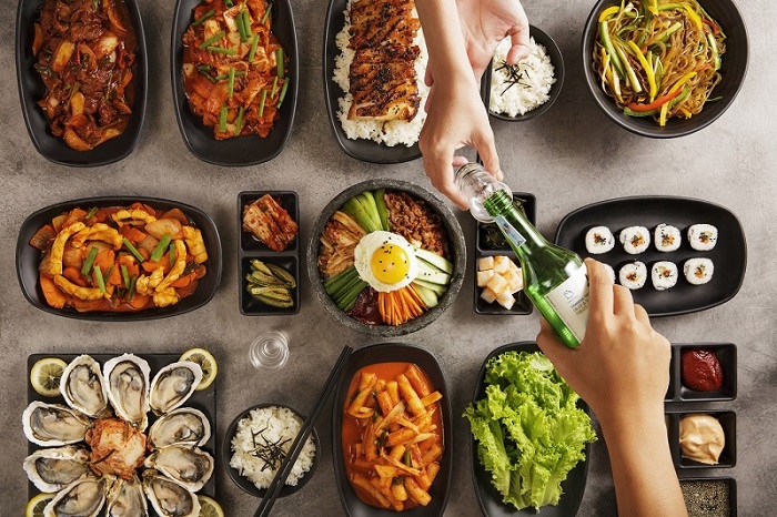 Lưu ý khi du lịch Hàn Quốc lúc ăn uống