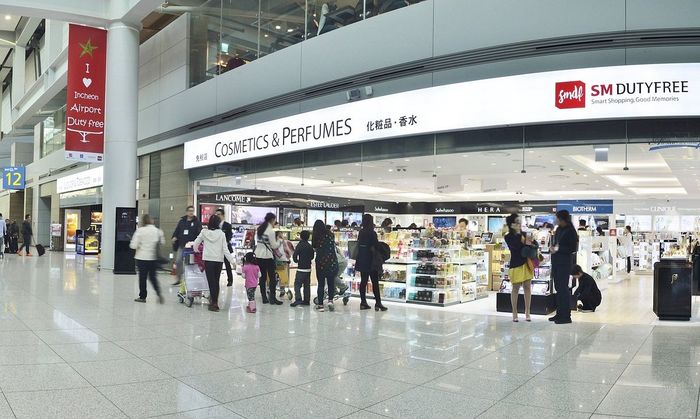 SM Duty Free, một trong những địa điểm mua sắm miễn thuế nổi tiếng - Nguồn: Đi Hàn Quốc