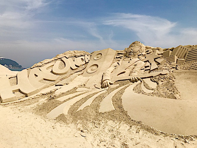Lễ hội Cát Haeundae - BTác phẩm cát ở đâu đều nói lên những thông điệp ý nghĩa