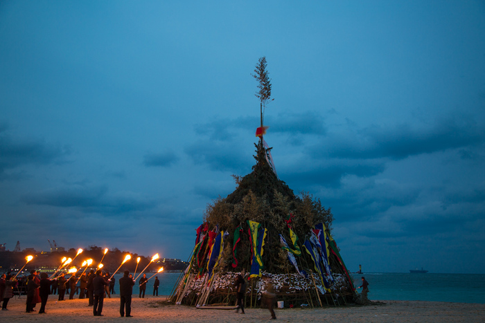 Lễ hội lửa Jeju - Một ngôi nhà mặt trăng khác.