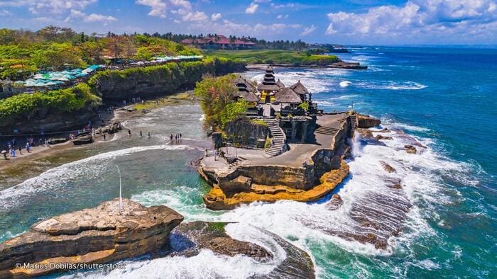 Nên đi du lịch Indonesia vào tháng mấy - Bali sở hữu nhiều bãi biển hùng vĩ, đẹp mắt